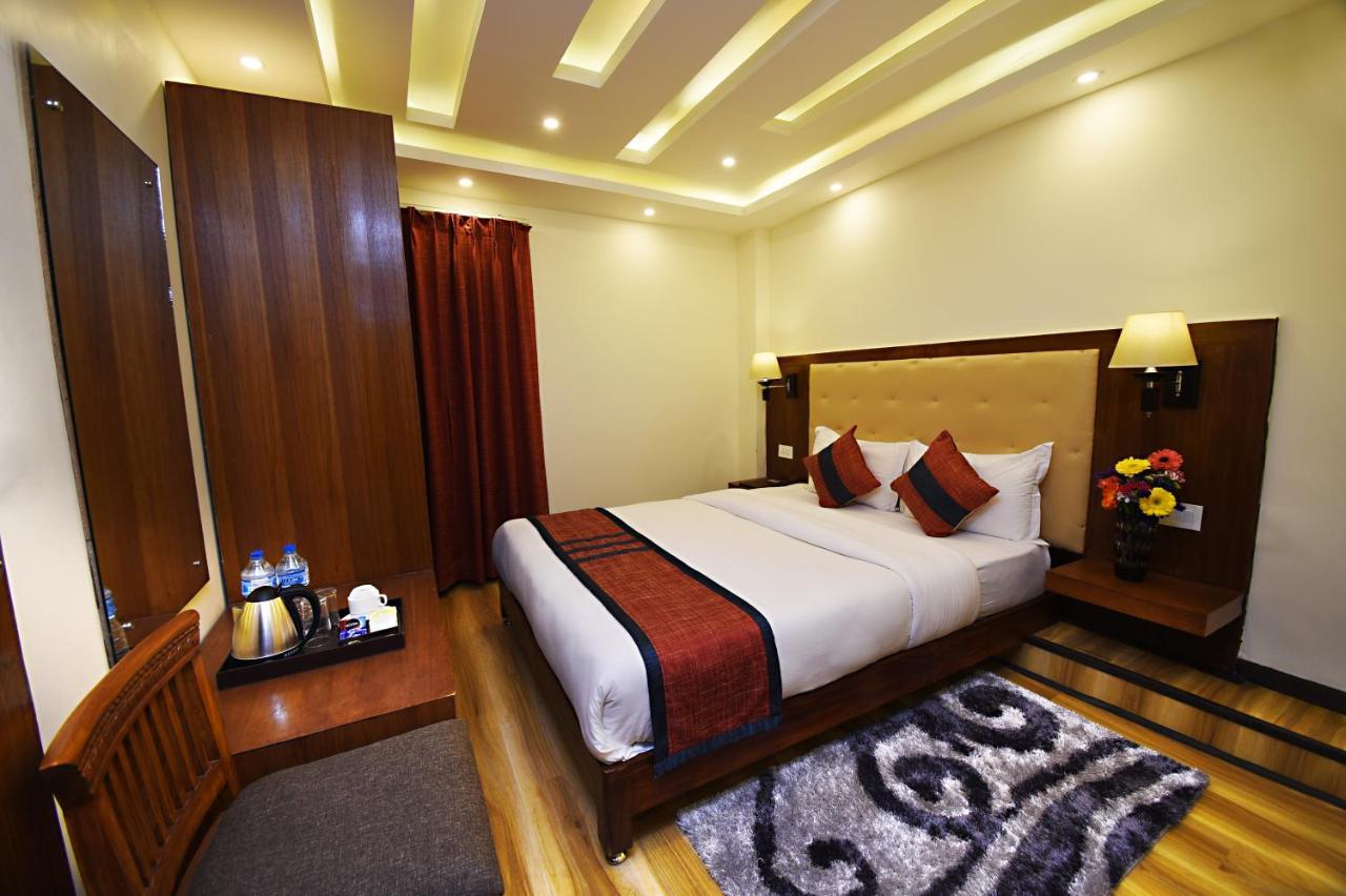 Hotel Jampa Kathmandu Exteriör bild